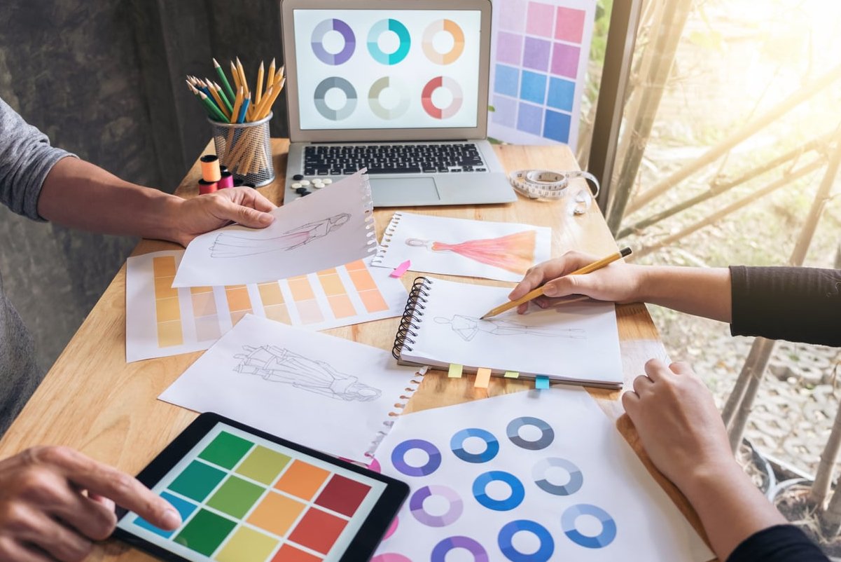 logo design sketch